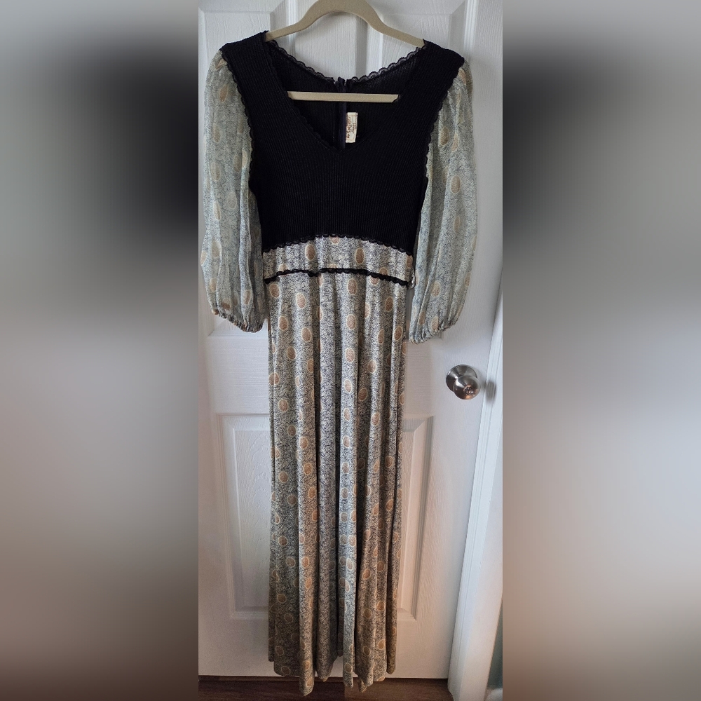 Vintage Cottagecore Romantic Maxi Dress - Picture 4 of 17